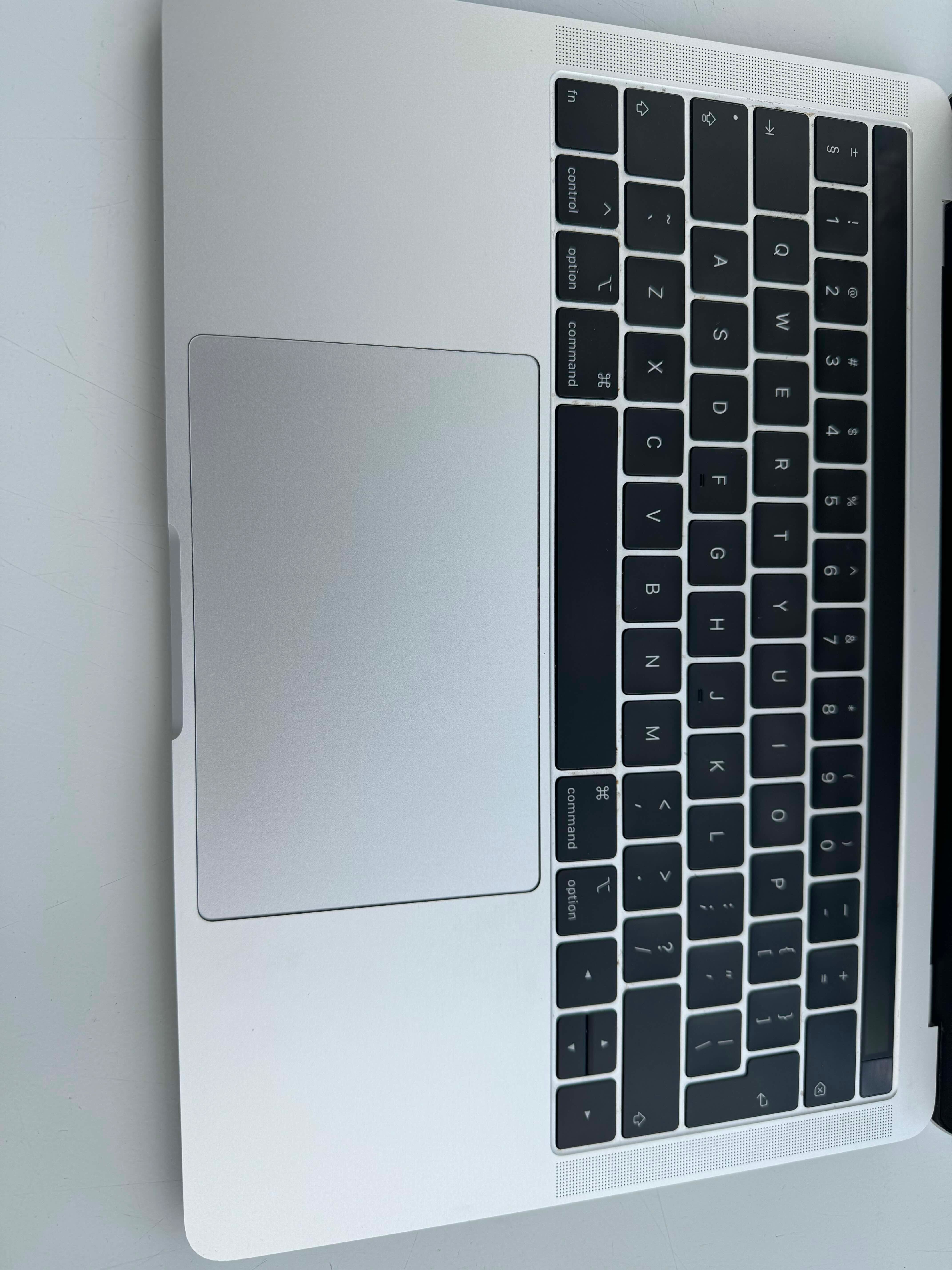 Apple Macbook pro 13