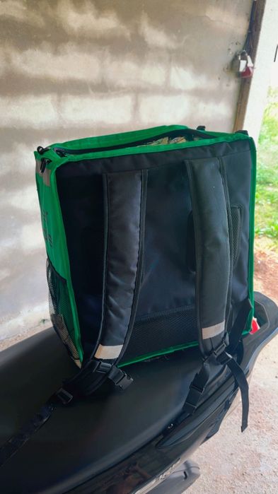 Mochila nova uber eats