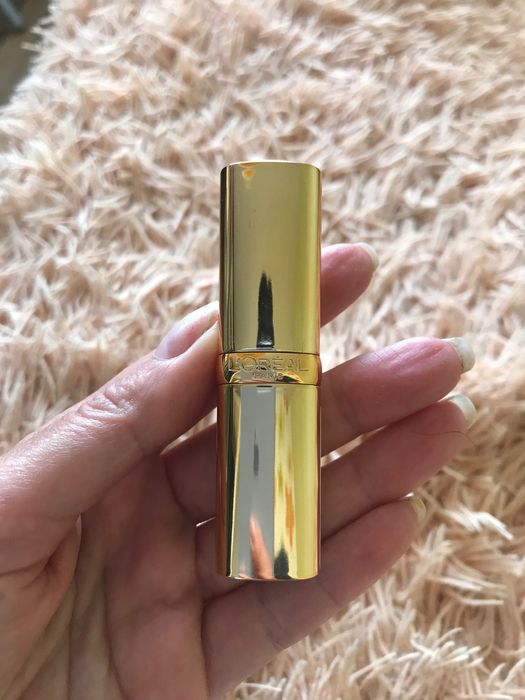 Помада L’Oréal тон 110