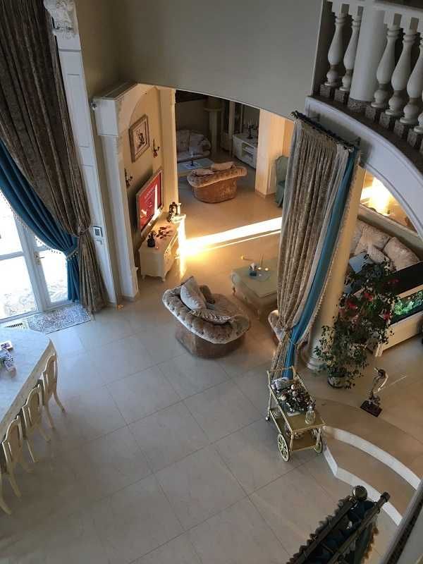 Дом 800 кв. VIP уровня. На берегу озера. Бассейн, джакузи, генератор