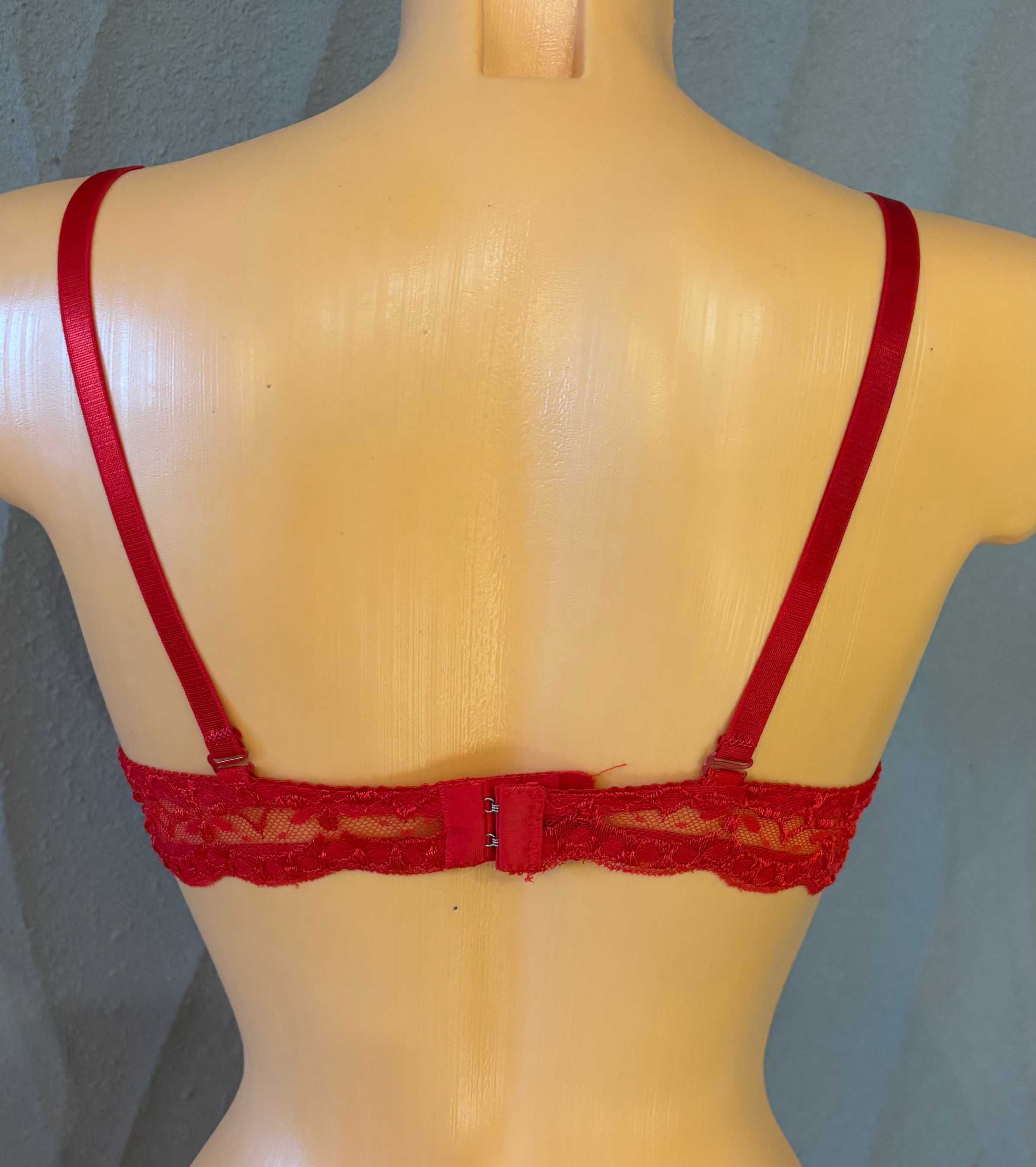 Biustonosz usztywniany push-up 80B