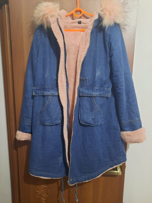 Куртка джинсова жіноча