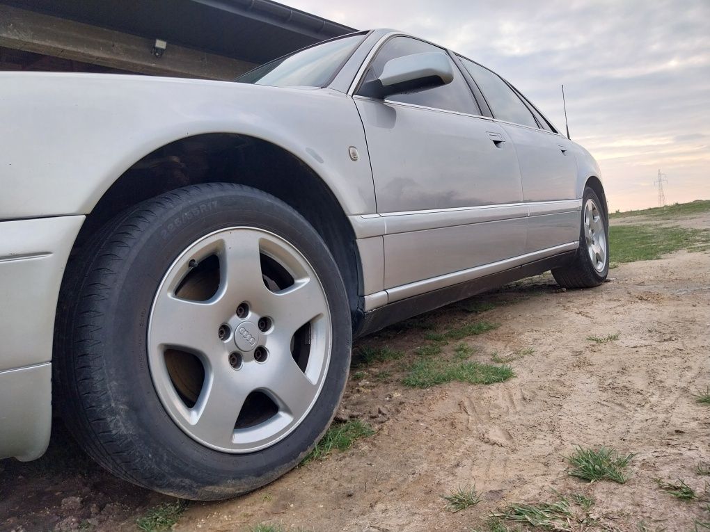 Audi A8/S8/D2  4.2 Quattro benzyna 1998r.doinwestowane