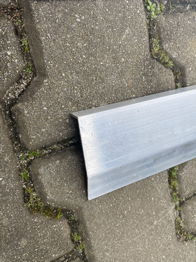 Aluminiowe profile 20x50x30 rynna, odwodnienie