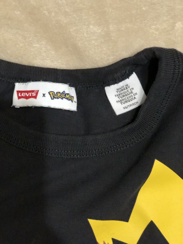 Tshirt koszulka levis x pokemon pikachu