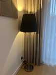 Lampa podłogowa czarny plisowany abażur 160 cm