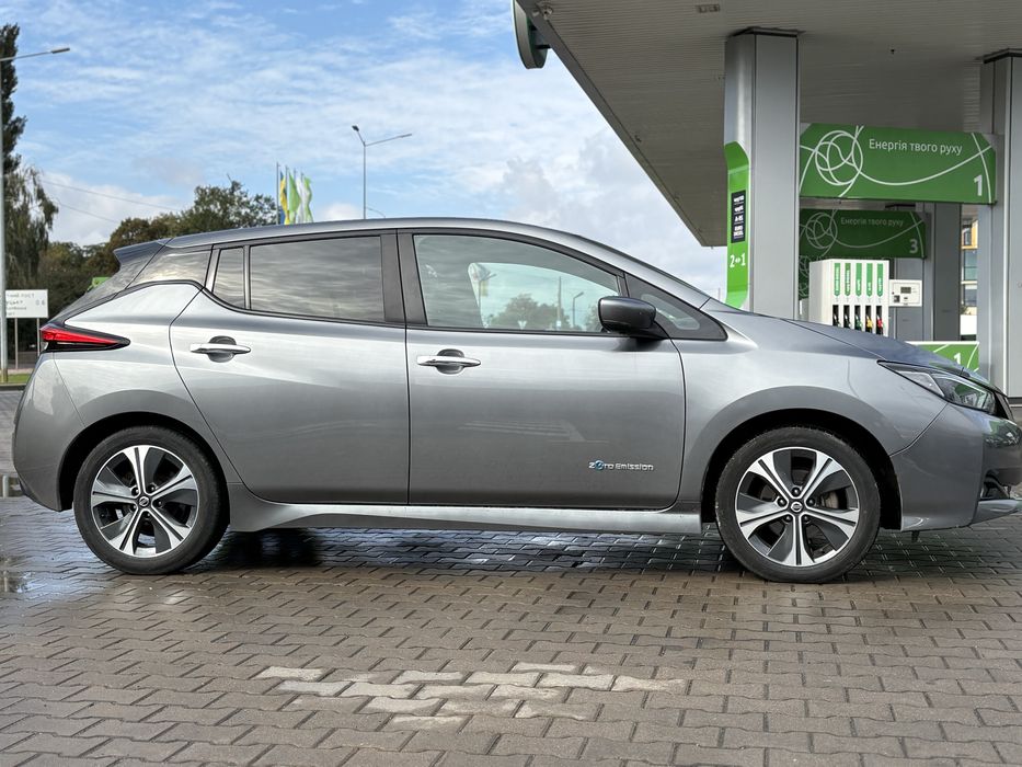 Ніссан Ліф 40 квт камера 360  2018 р нісан Nissan Leaf