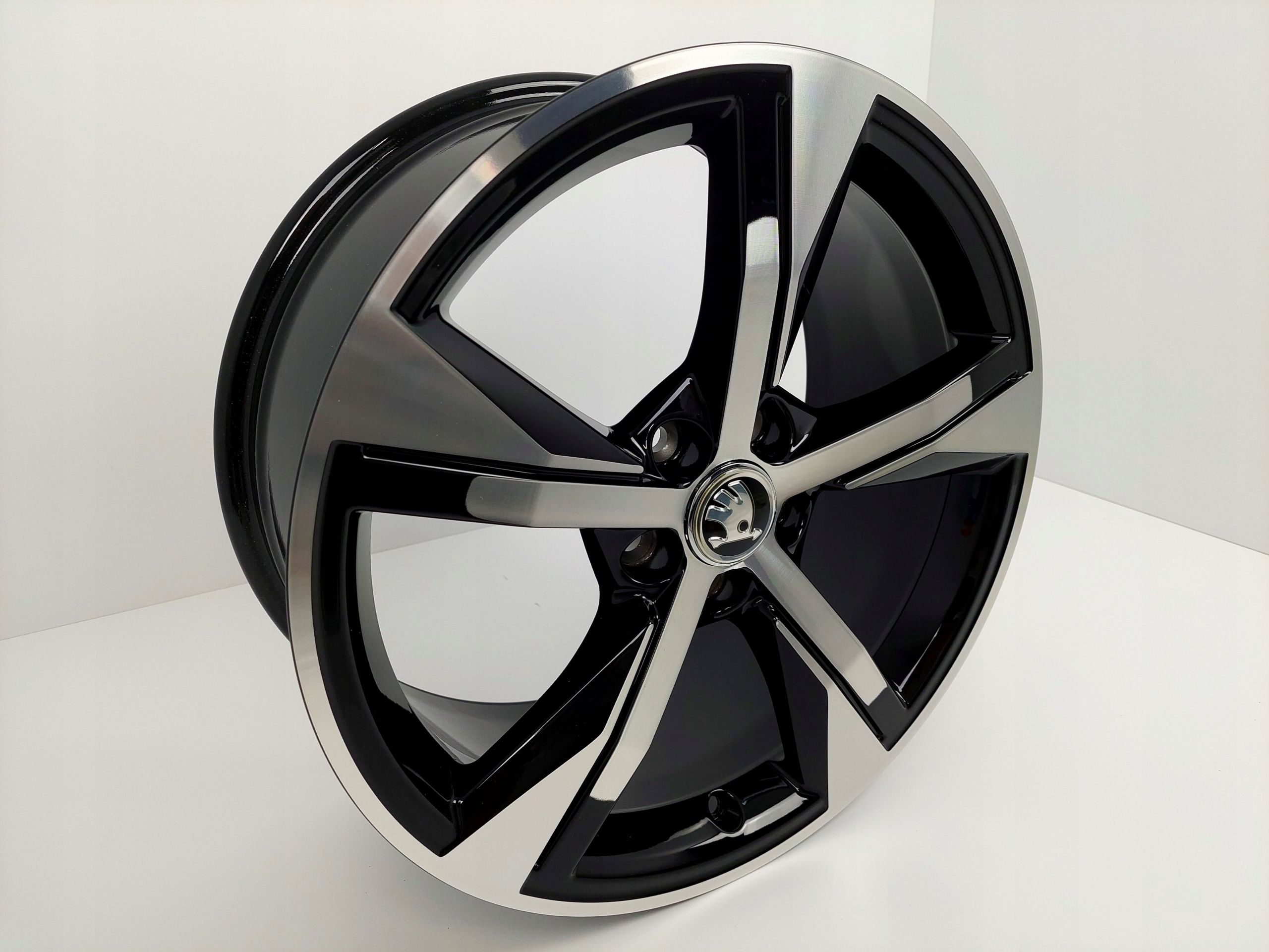 FABRYCZNIE NOWE Felgi Skoda 17" Fabia Octavia Rapid Scala