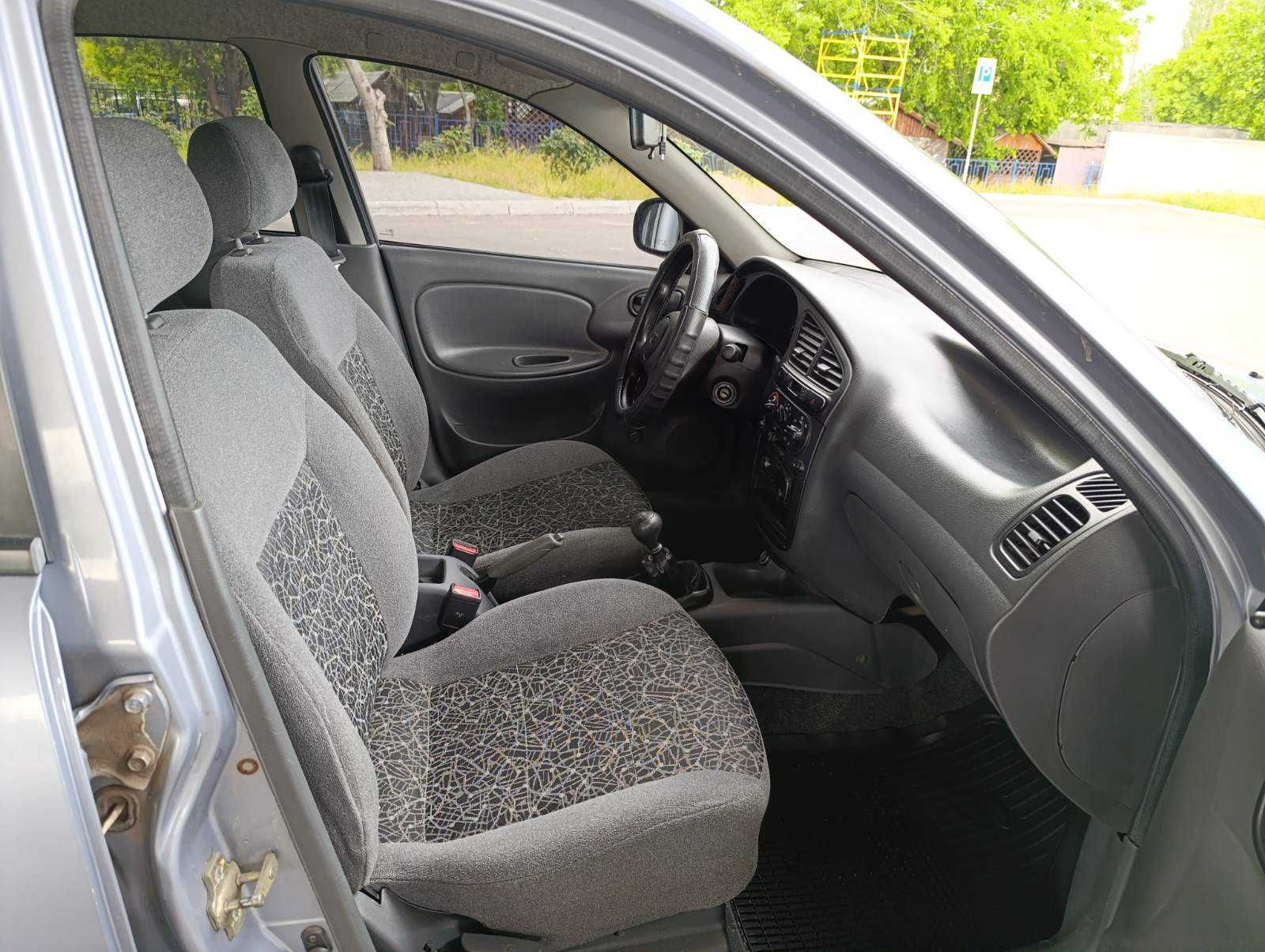 Daewoo Lanos 2010 року 1,5 л./бензин