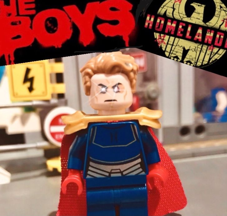 Lego HOMELANDER Figurka i Gratis