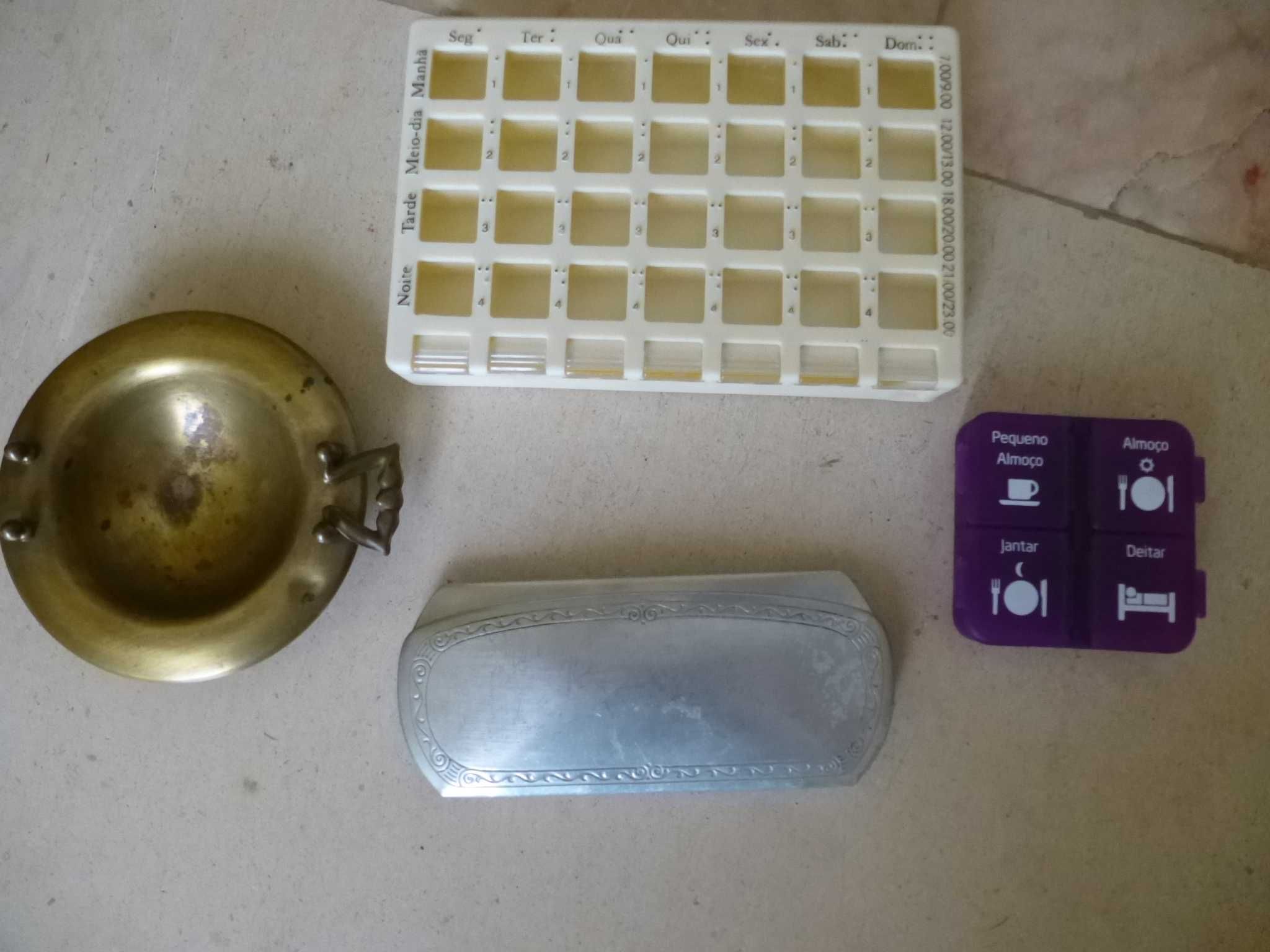 Caixas para  comprimidos e outros