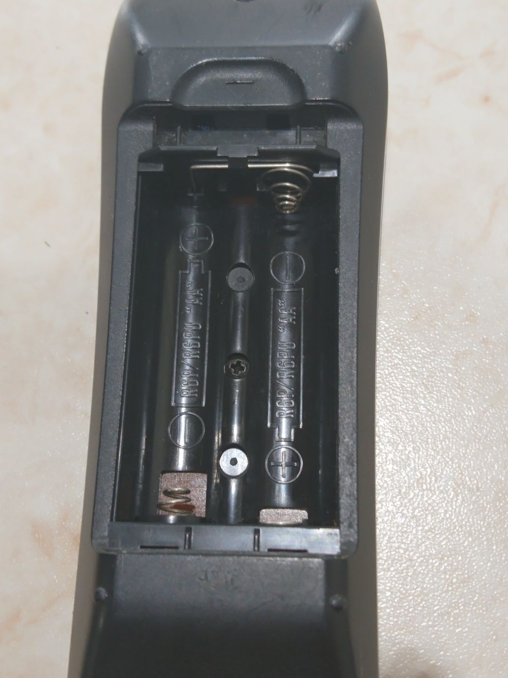 Пульт дистанційого керування від відеомагнітофона Panasonic.
