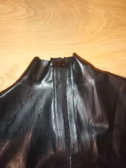 926 / Teatr Sesja damski kombinezon XS latex lateks unisex czarny