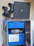 PlayStation 4 pro +VR, 2 pady, 5 gier, ładowarka do padów