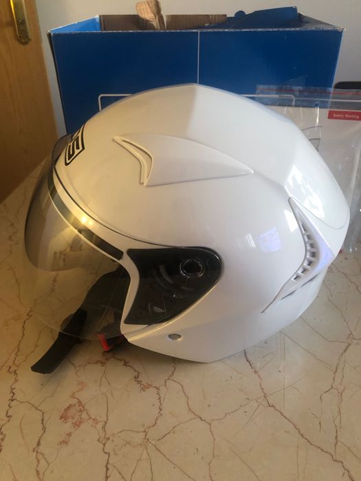 Capacete branco MDS