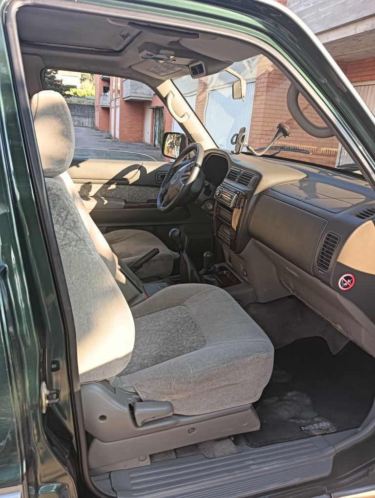 Nissan patrol y61 2.8 TD6 de 1998