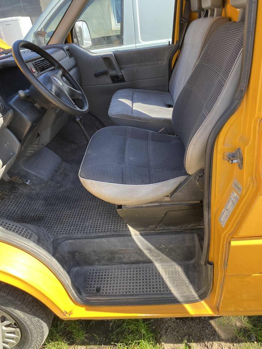 Volkswagen Transporter T4 2.4