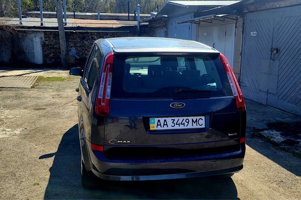 Авто Ford Cmax 1.8 4500$