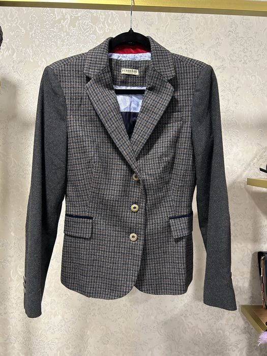 Пиджак в клітинку Burberry. Люкс бренд. Оригінал