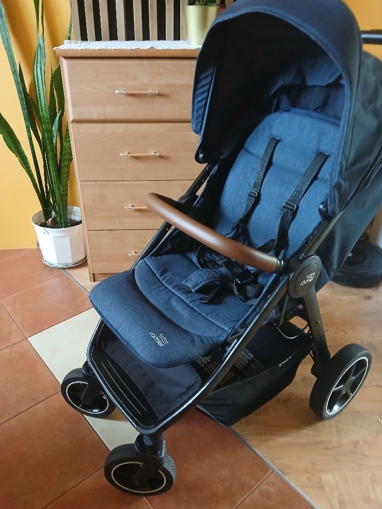 Wózek spacerowy britax romer B.angele R