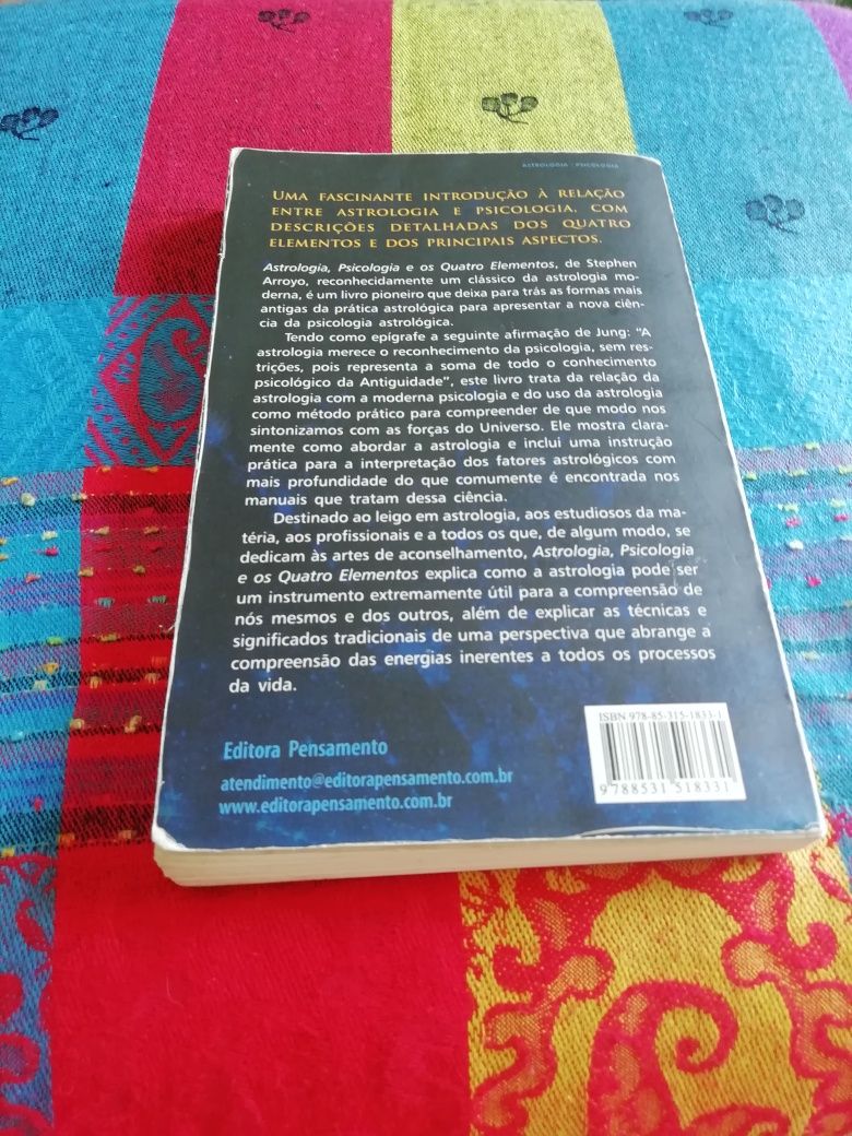 "Astrologia, psicologia e os quatro elementos"