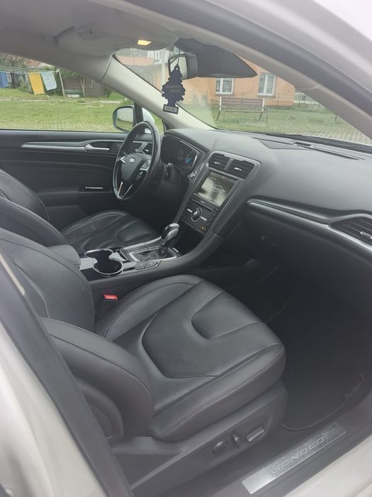 Sprzedam ford mondeo mk5 2.0 hybrid zamiana