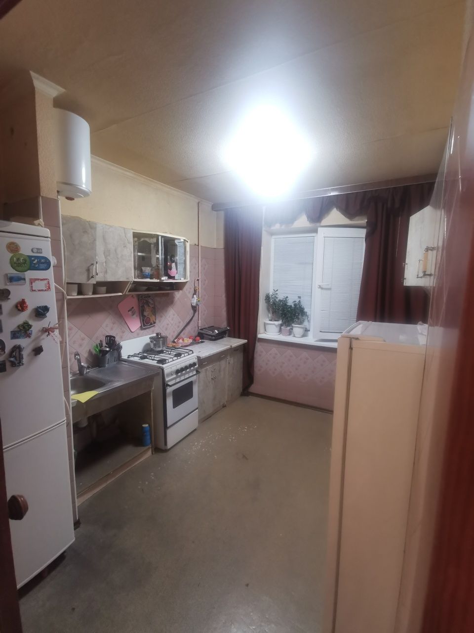 Сдам 2к на Южной Борщаговке (можно с животными)