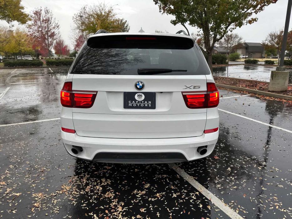 BMW X5 xDrive35i      2013