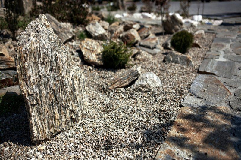 Kamień łamany laminowany gnejs dekoracyjny kora kamienna kruszywo grys