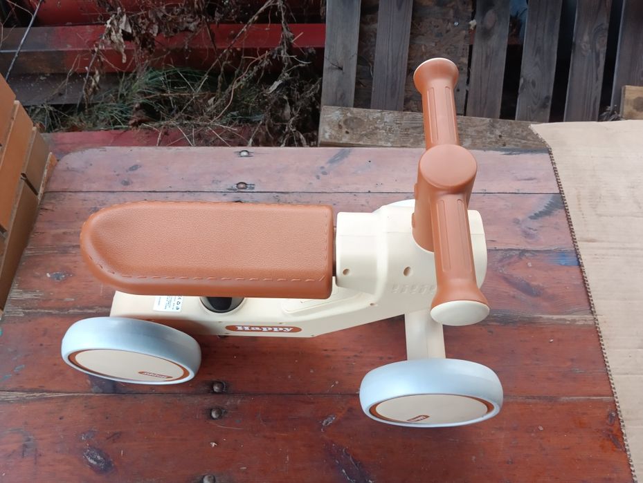 Беговел музыкальный.