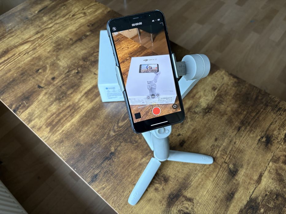 DJI OSMO Mobile 4SE Мобільний стабілізатор