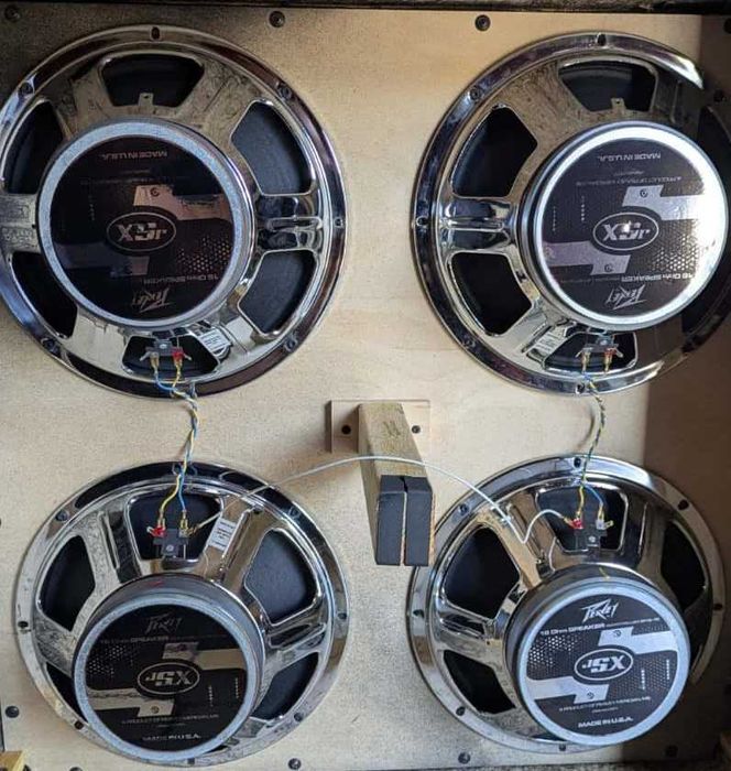 troco coluna Peavey JSX 412 por Guitarra Eléctrica 6, 7, ou 8 cordas