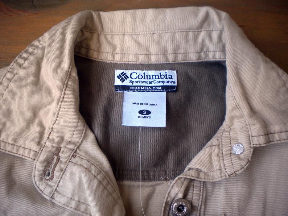 Женская рубашка Columbia.
