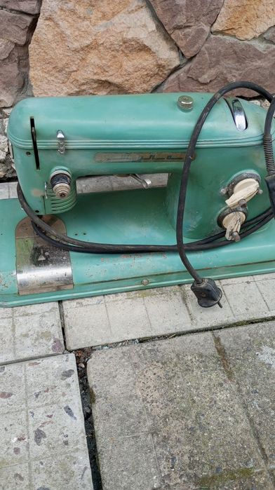 Швейна машинка " Тула" 1