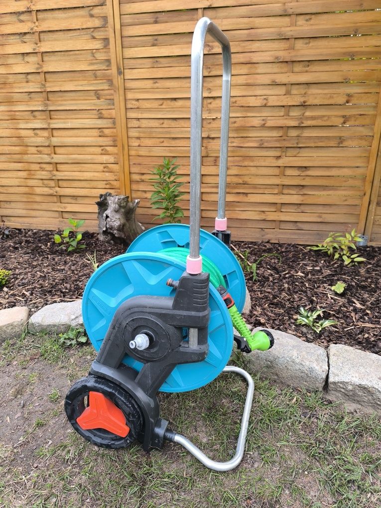 Wąż ogrodowy na wózku Gardena