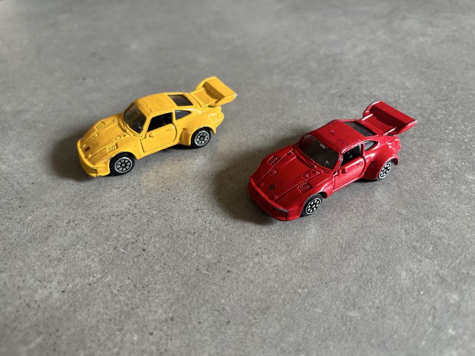 Resoraki Welly 2X Porsche 935