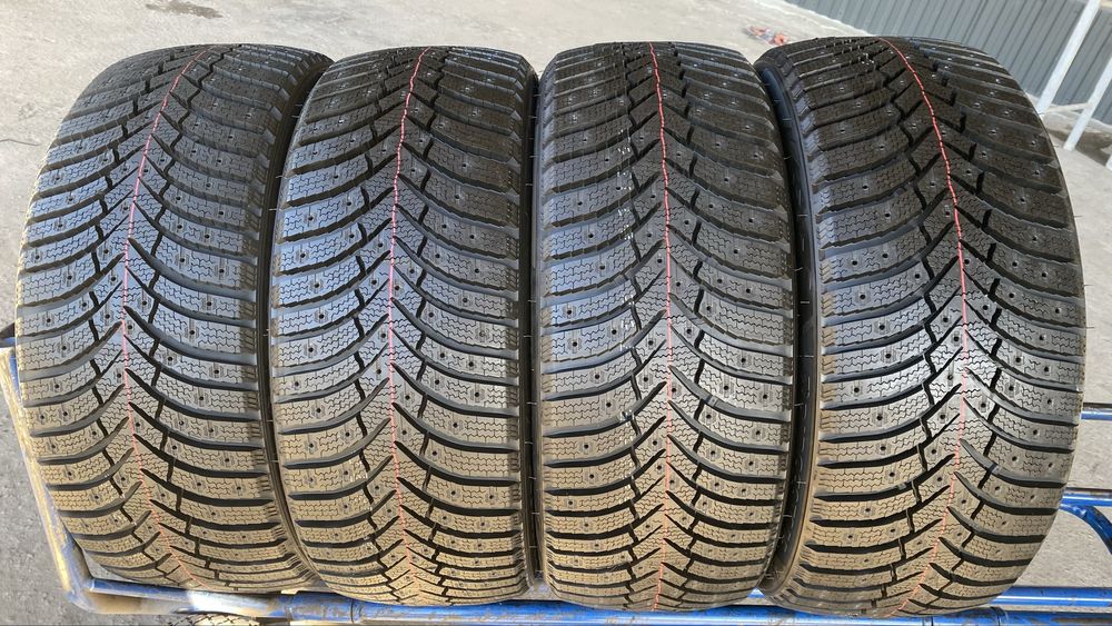 Шини нові 235/55/18 - 4шт Bridgestone Blizzak Spike 3 зима