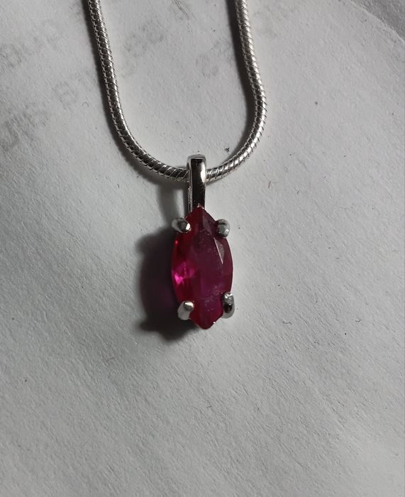 Rubi Marquesa 10x5mm Certificado em Prata 925