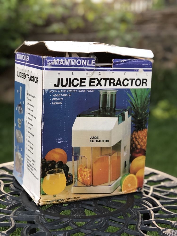 Соковыжималка mammonlex juice extractor