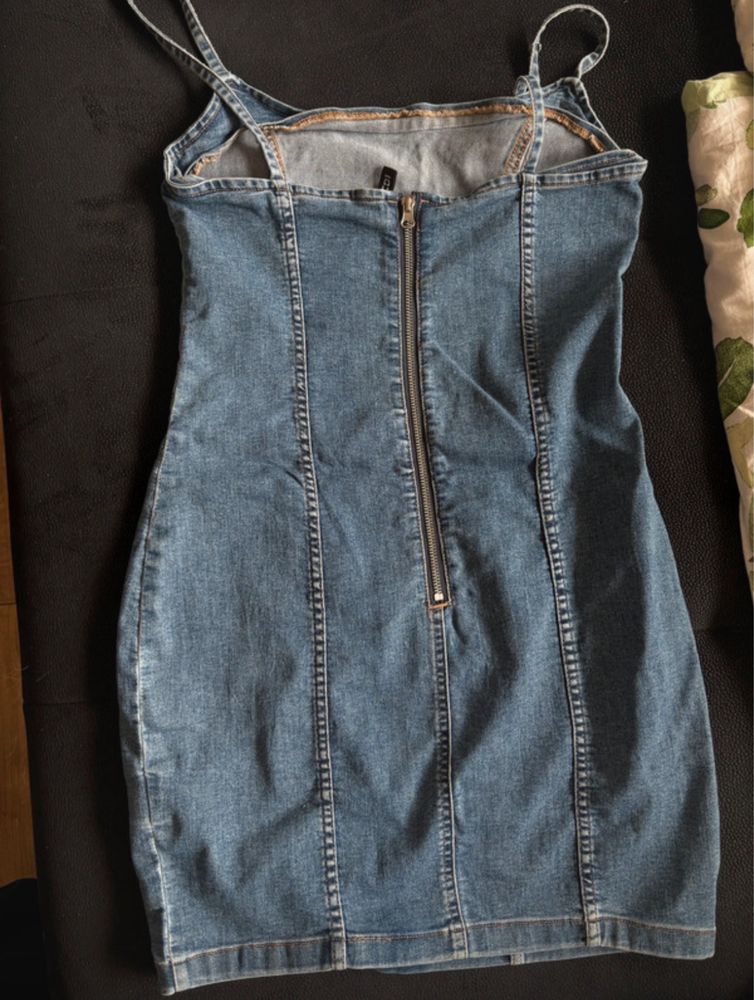 Jeansowa sukienka midi z H&M