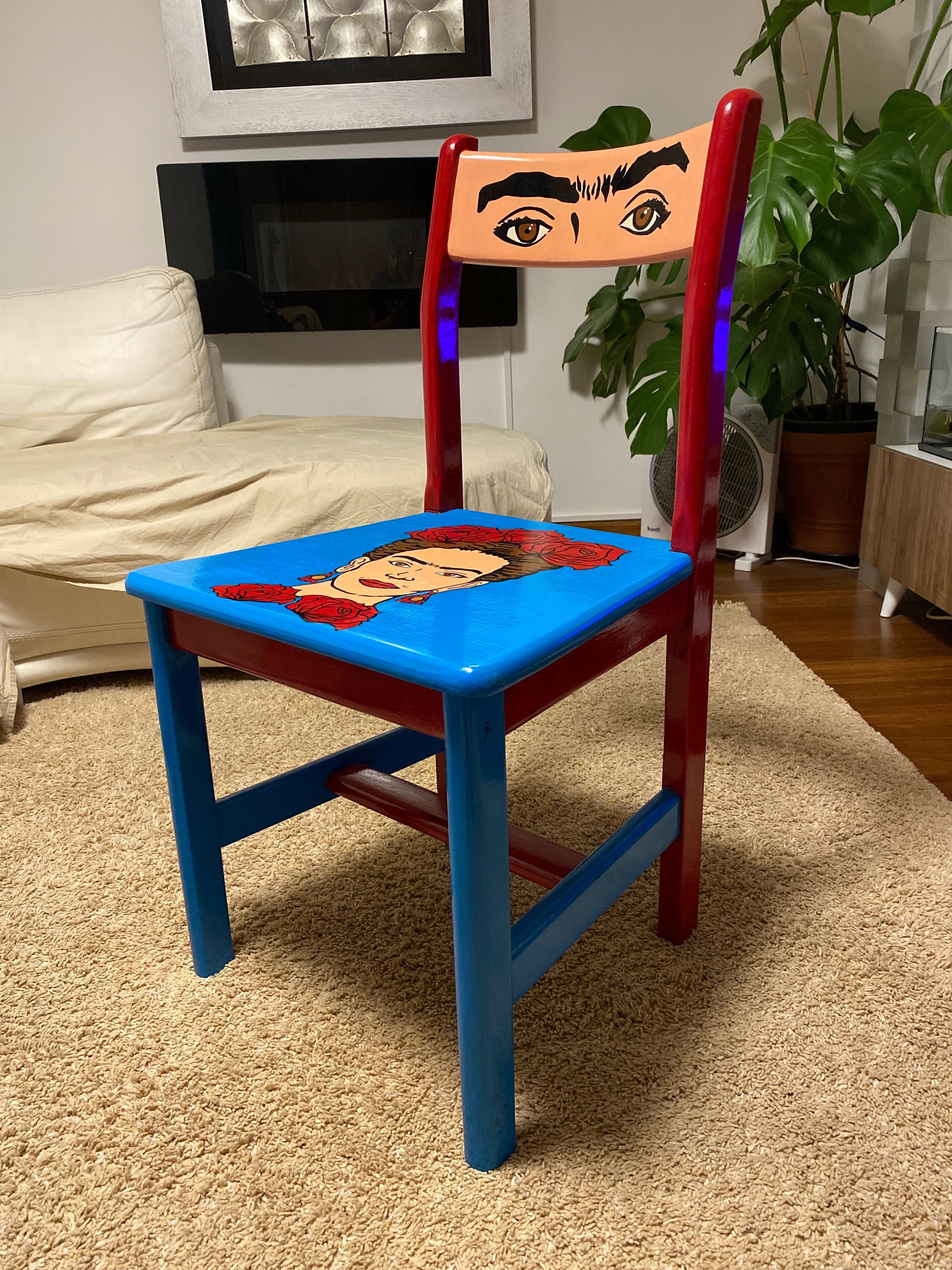 Cadeira Pintada à Mão Frida Kahlo