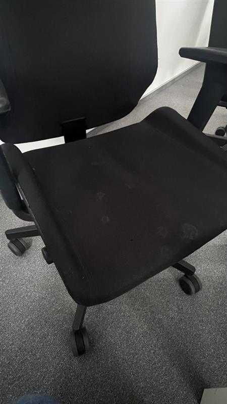 Fotel biurowy czarny - firma Grospol