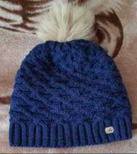 Детская зимняя темно-синяя шапка с помпоном