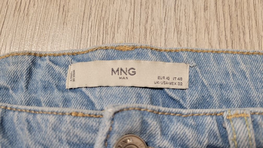 Шорты бермуды Mango