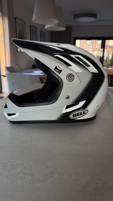 Kask Bell dziecięcy.