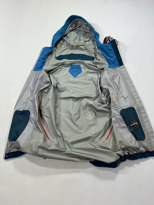 Куртка мембрана горпкор gorpcore adidas outdoor gore-tex гортекс arcte