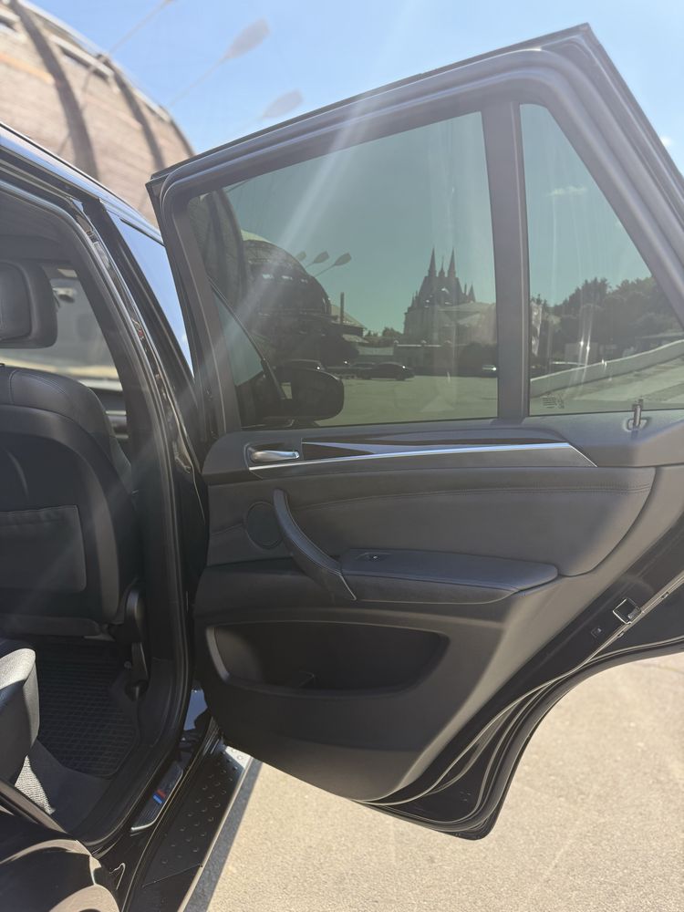 Продам BMW X-5 2012 рік