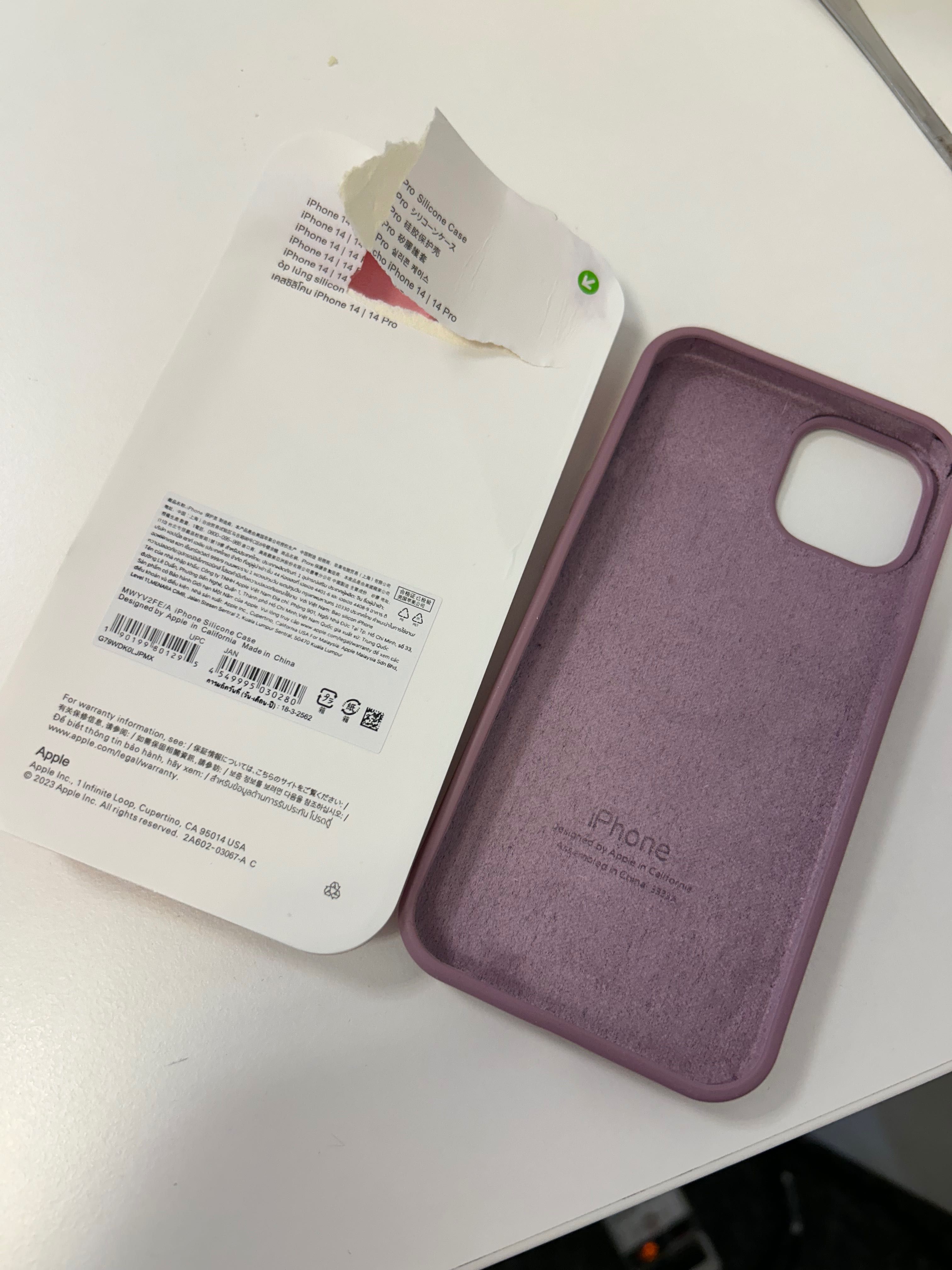 Nowe etui iPhone 14 , Apple roz i fiolet