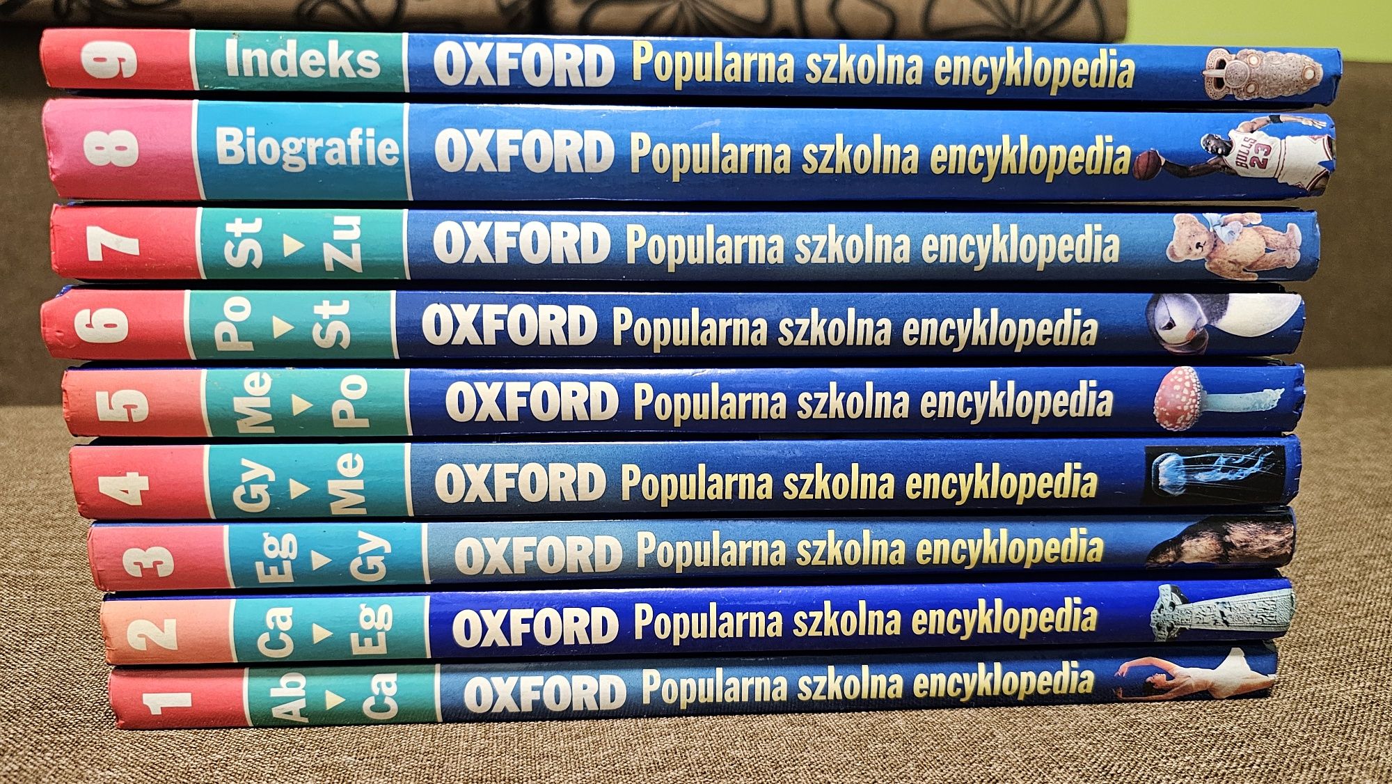 Encyklopedie Oxford 9 części twarda oprawa