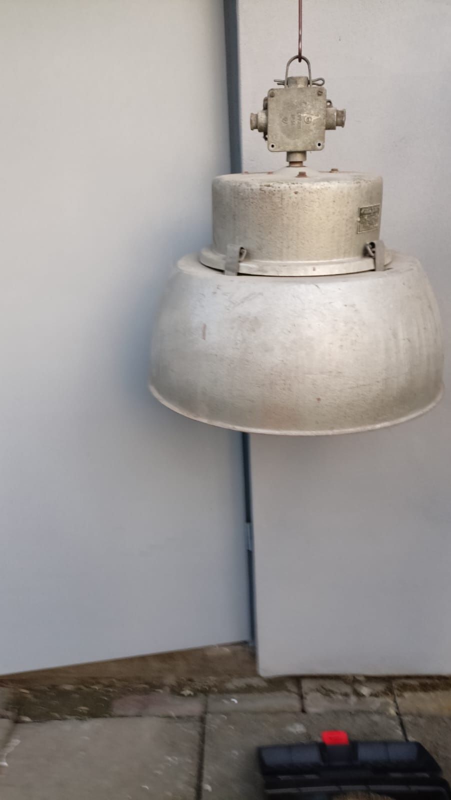 Lampa przemysłowa PRL